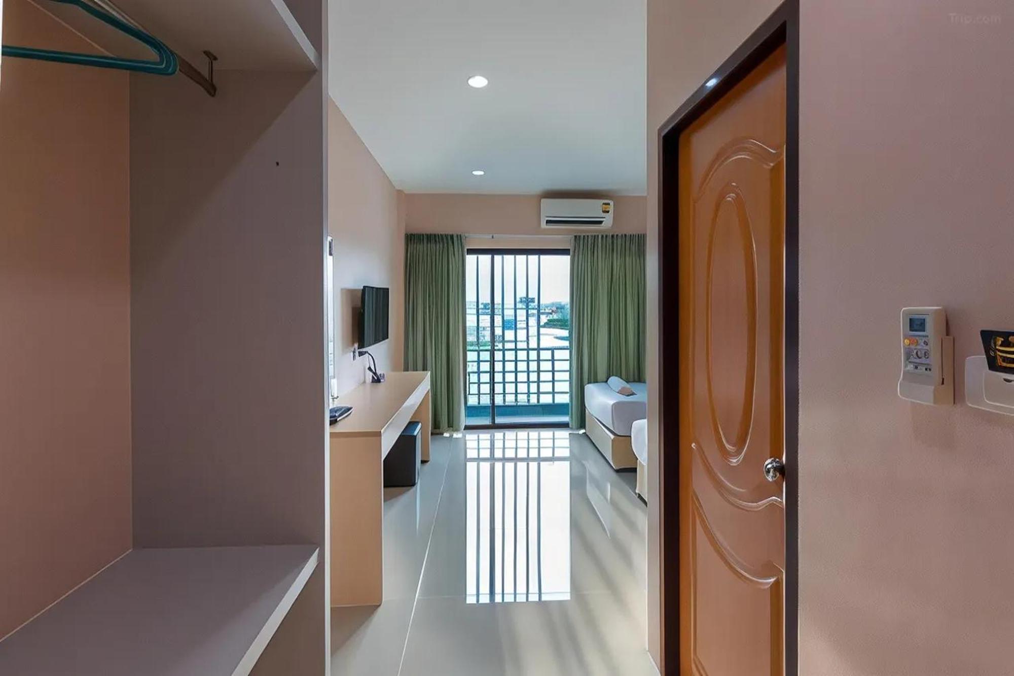 JJ Residence Phuket Town Eksteriør billede
