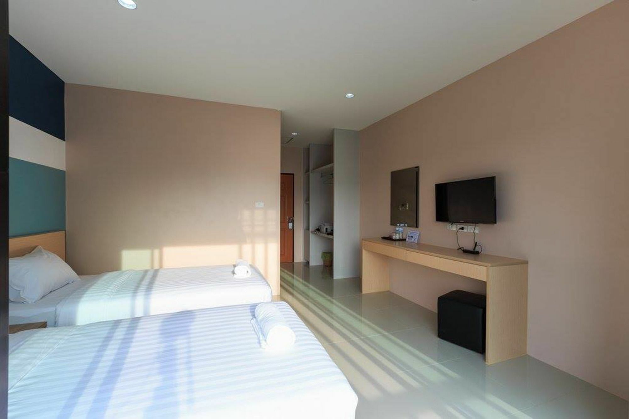 JJ Residence Phuket Town Eksteriør billede